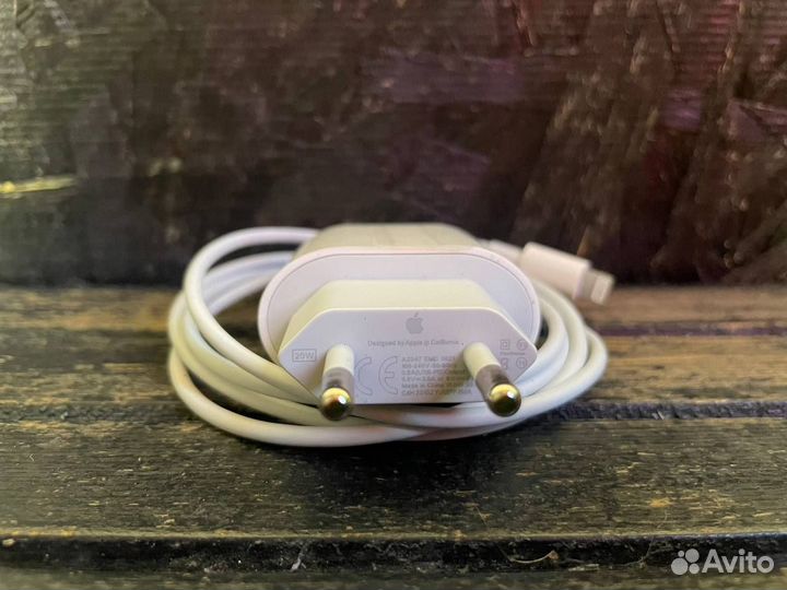 Зарядка для iPhone 20w новая
