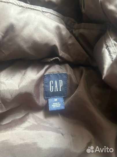 Пуховик gap