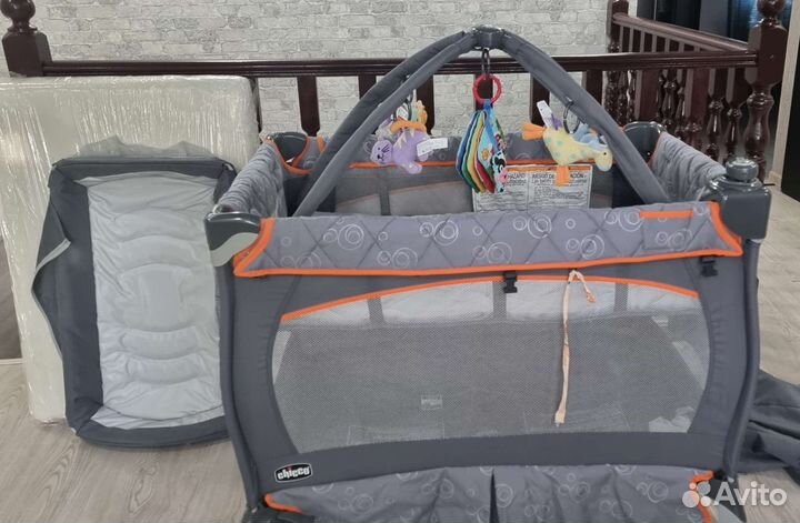 Манеж-кровать Chicco Lullaby LX Vega