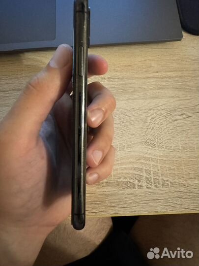 iPhone X, 64 ГБ