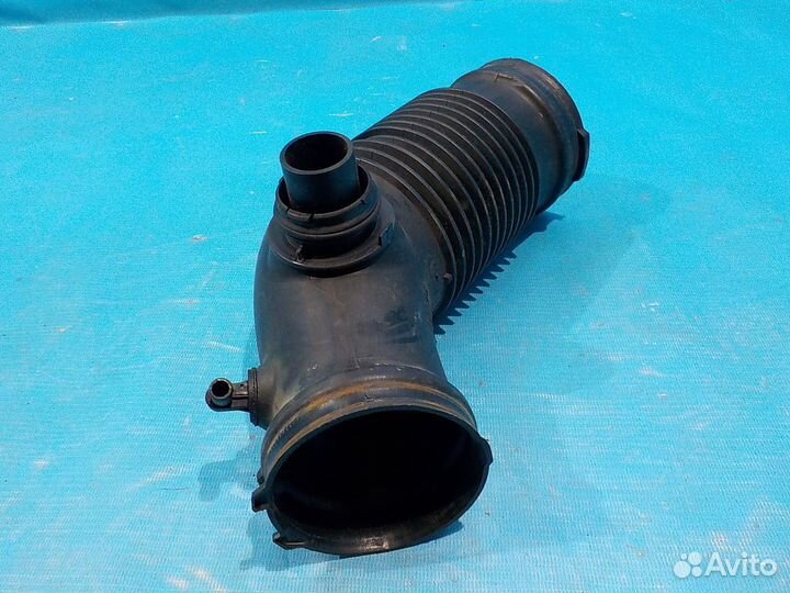 Резонатор воздушного фильтра Audi A6 (C6, 4F) 2005