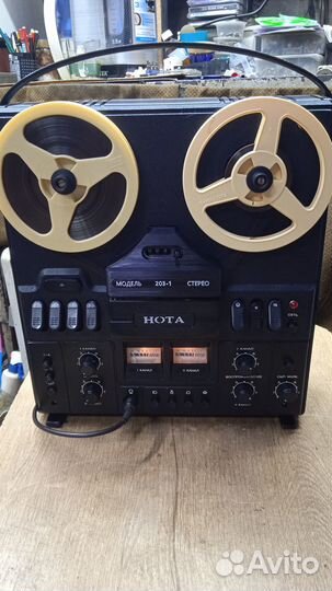Катушечный магнитофон Нота -203-Стерео