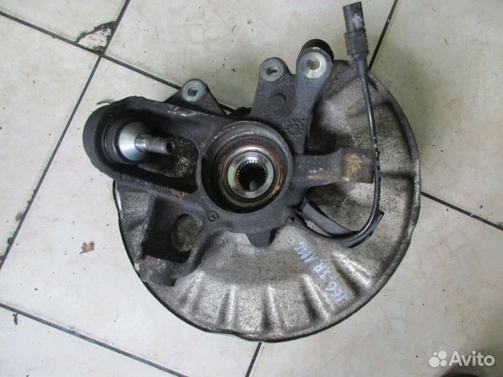 Кулак подвески задний правый w166 ML-class 157