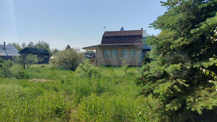 Дом 56 м² на участке 12 сот.