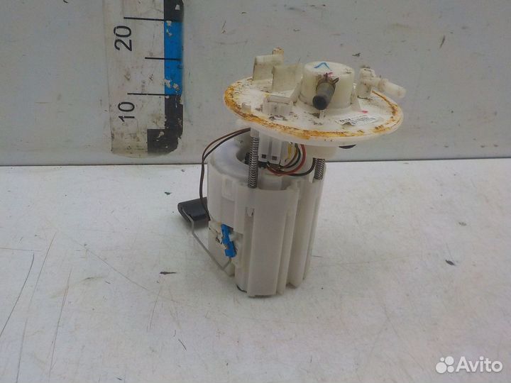 Насос топливный на Hyundai Solaris 311104L000