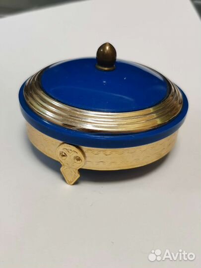 Шкатулка - пудреница 1950годы