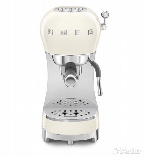 Кофеварка рожковая smeg из Германии