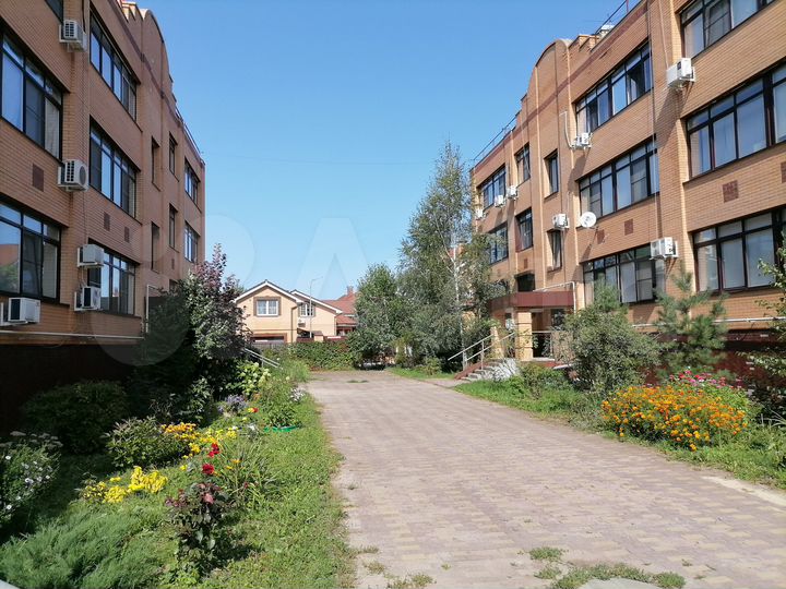 1-к. квартира, 45,3 м², 1/3 эт.