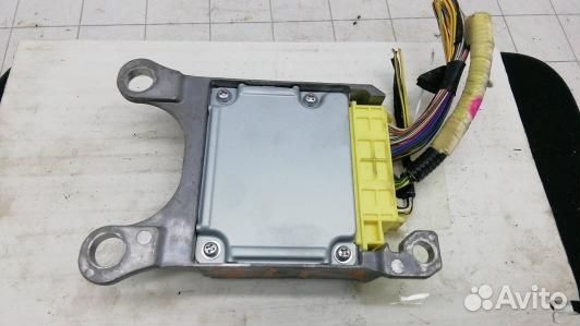 Блок управления airbag toyota FJ cruiser (82F01OQ0