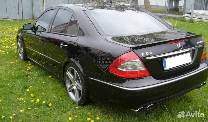 Спойлер AMG Mercedes E-Class W211 стеклопластик