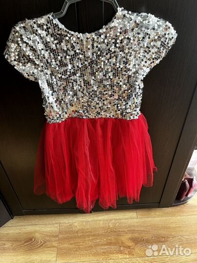 Нарядное платье для девочки 122 128 бу