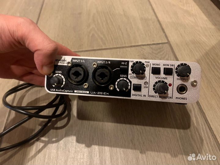 Внешняя аудиокарта Roland UA-25 EX