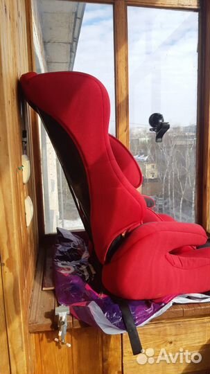 Детское автомобильное кресло 