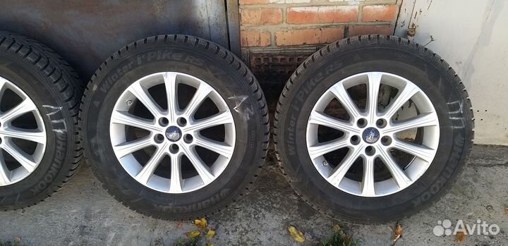 Колеса комплект 4 шт. 215/65/R16 с датчиками