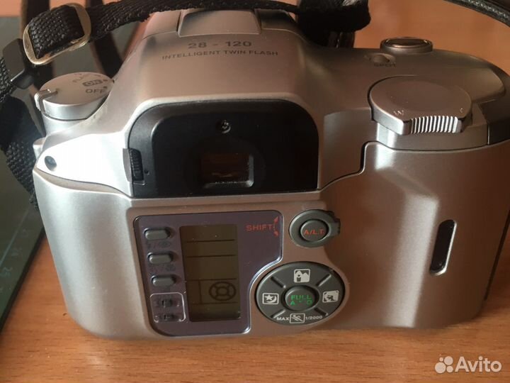 Фотоаппарат olympus IS500