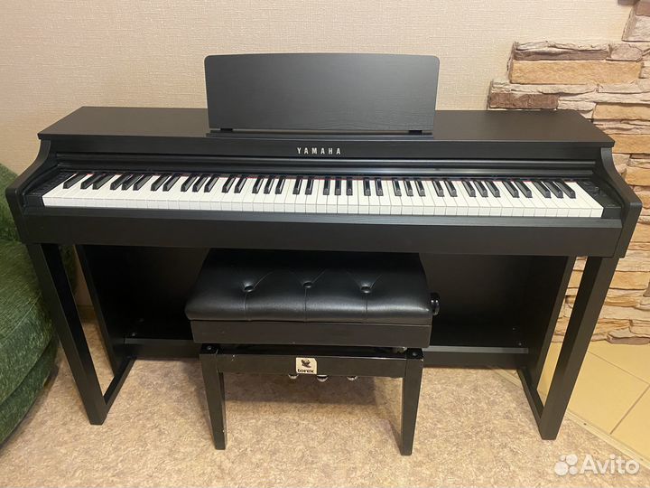 Цифровое пианино Yamaha CLP-525B Clavinova