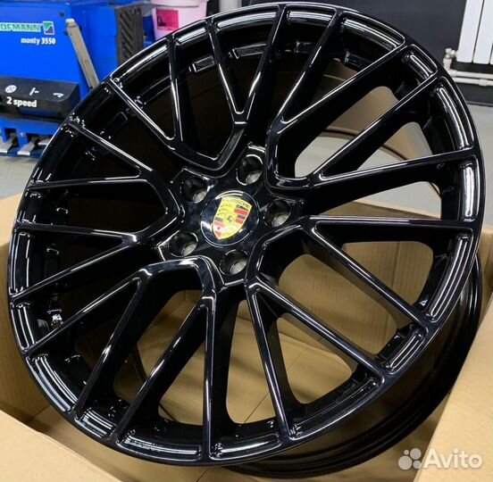 Диски на Porsche Cayenne 3 / Coupe R20