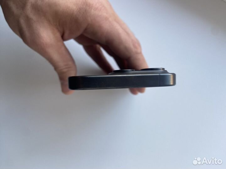 iPhone 15 Pro, 128 ГБ