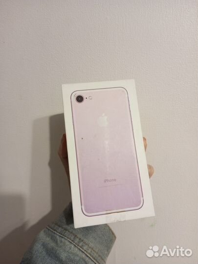 iPhone 7, 32 ГБ