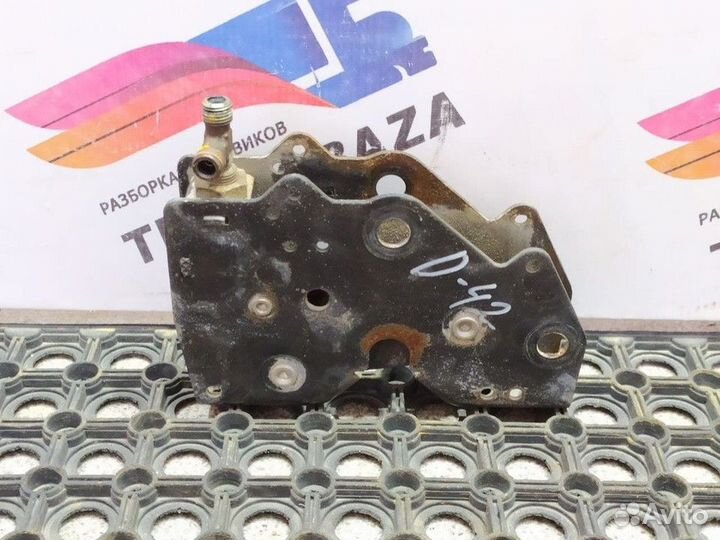 1427610 Замок кабины правый Daf XF105