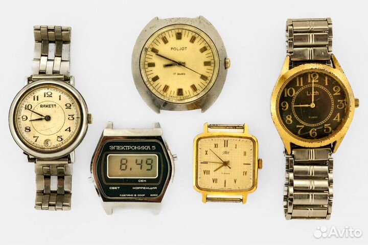Часы наручные Заря Полёт Ракета Луч Электроника