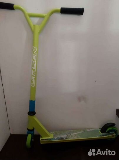 Трюковой самокат