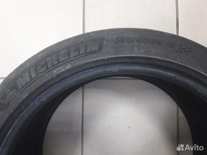 Michelin Pilot Sport 4 245/40 R18