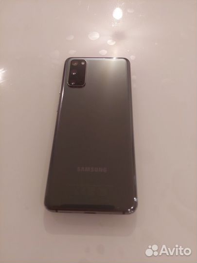 Samsung Galaxy S20, 8/128 ГБ