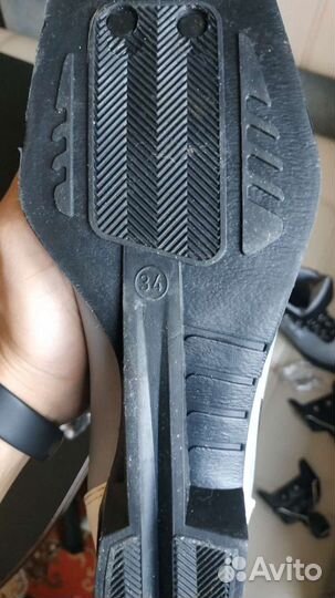 Лыжные ботинки