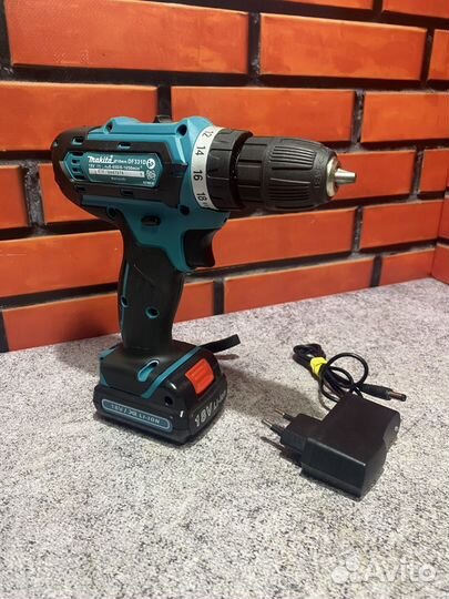 Шуруповерт Makita DF331D 18V