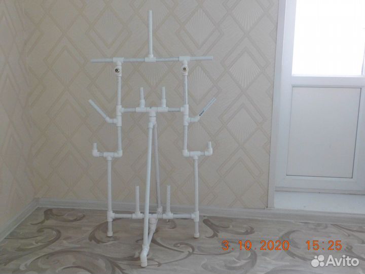 Вешалка напольная для хоккейной формы