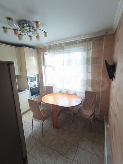 3-к. квартира, 85 м², 2/20 эт.