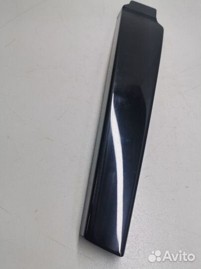 Накладка стойки правая Audi A6 C6 3.2 2007