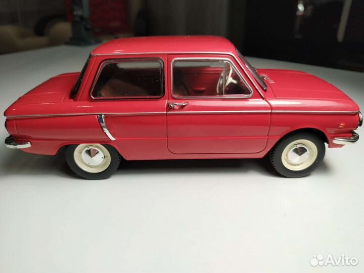 Модели автомобилей 1:24 СССР