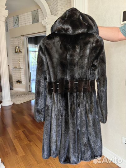 Шуба норковая 46-50 с капюшоном