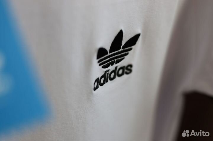 Женские футболки Adidas оптом