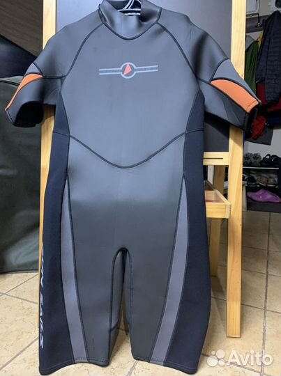 Гидрокостюм для серфинга