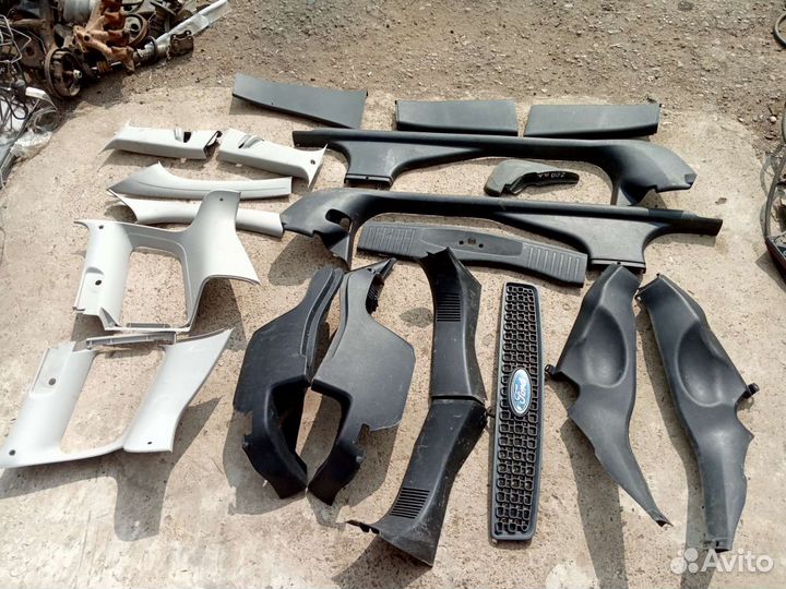 Пластик салона Ford Fusion (хэтчбек)