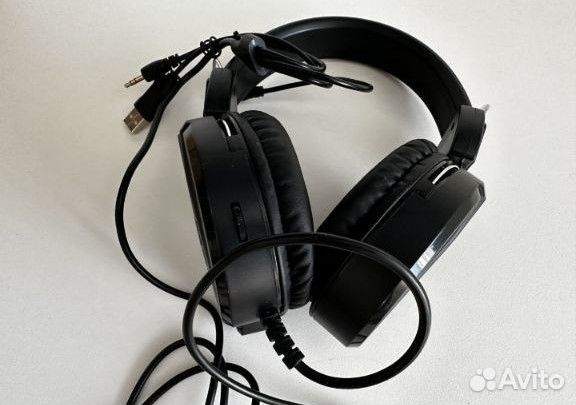 Игровые наушники с микрофоном