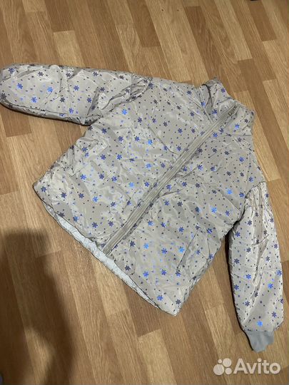 Куртка демисезонная S новая