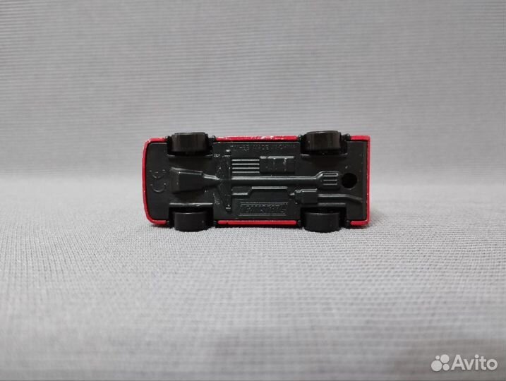 Металлическая модель пожарной машины