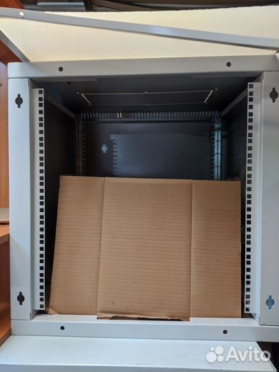 Коммутационный шкаф настенный