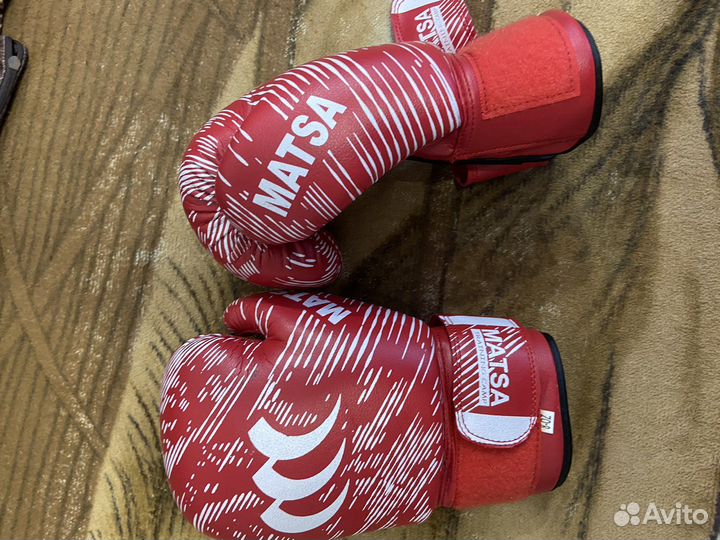 Боксерские перчатки 8oz