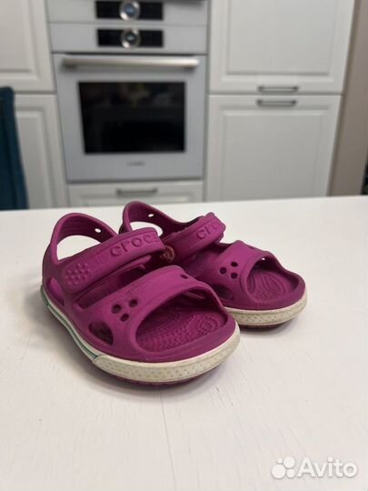 Сандалии для девочки crocs c5