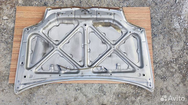 Капот Toyota Corolla 120
