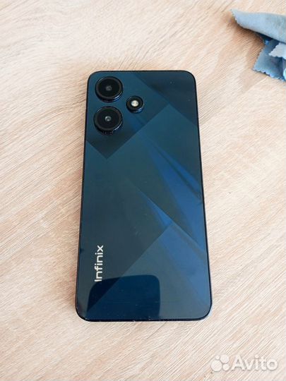 Infinix HOT 30i, 4/64 ГБ