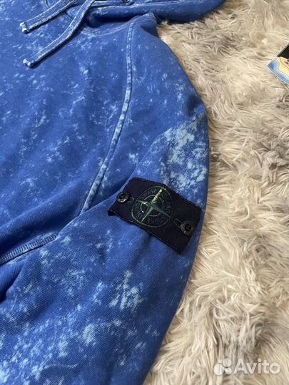 Stone island off dye