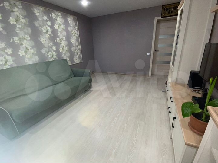 2-к. квартира, 69,5 м², 2/10 эт.