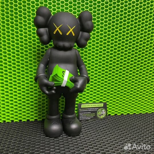 Kaws игрушка