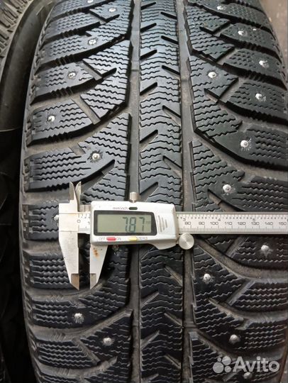 Bridgestone Ice Cruiser 7000 235/55 R19 101T